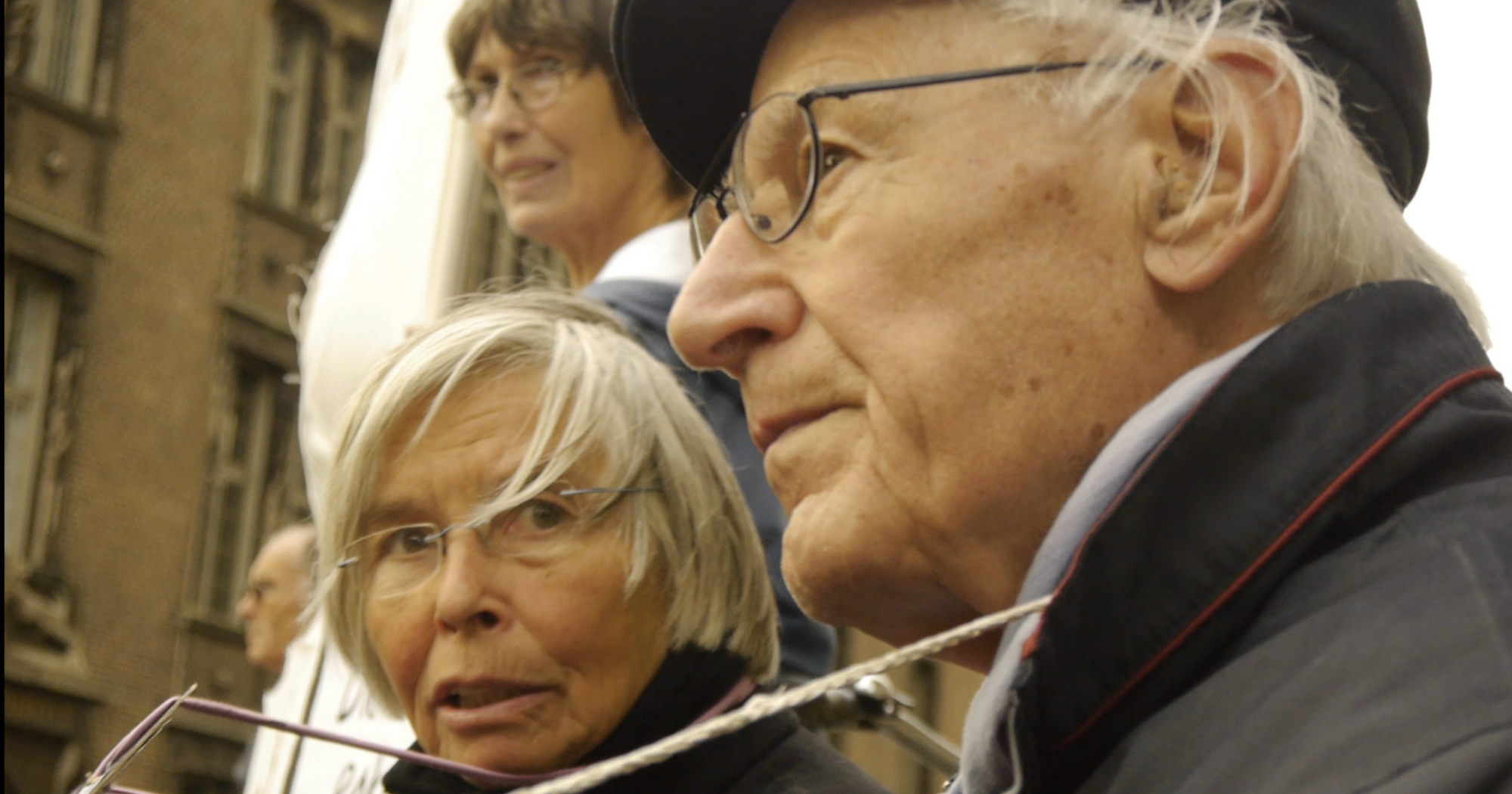 DIE LIEBE ZUM LEBEN