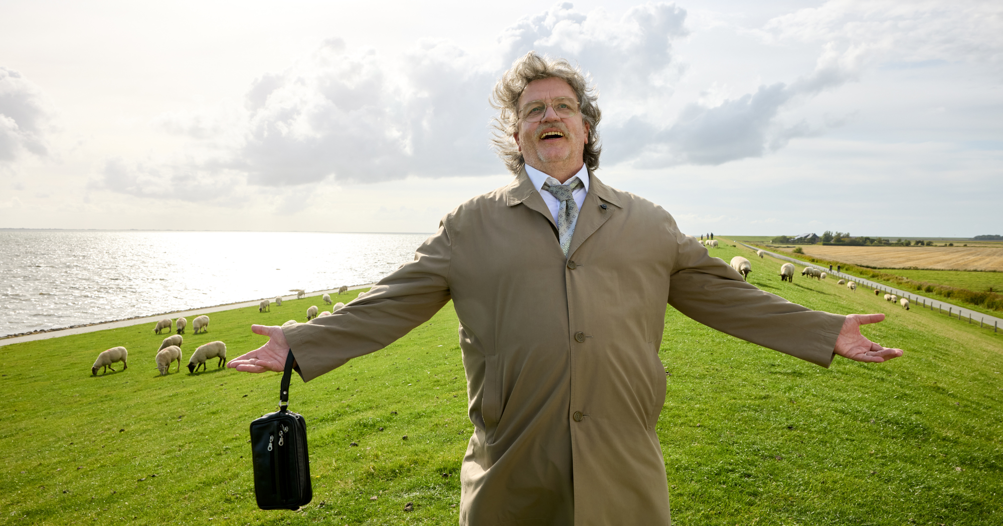 HORST SCHLÄMMER SUCHT DAS GLÜCK